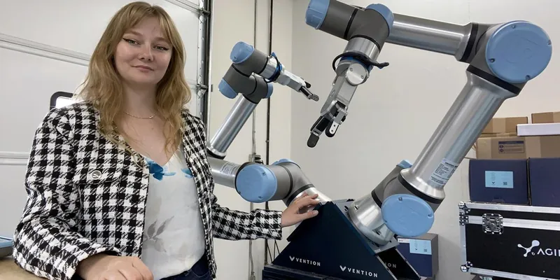 Robótica espacial: El algoritmo táctil que enseña a robots de la NASA a ensamblar satélites