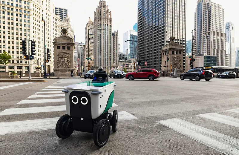 La Escalada de la IA Física: Serve Robotics y Grubhub Despliegan Flotas Autónomas en EE.UU.